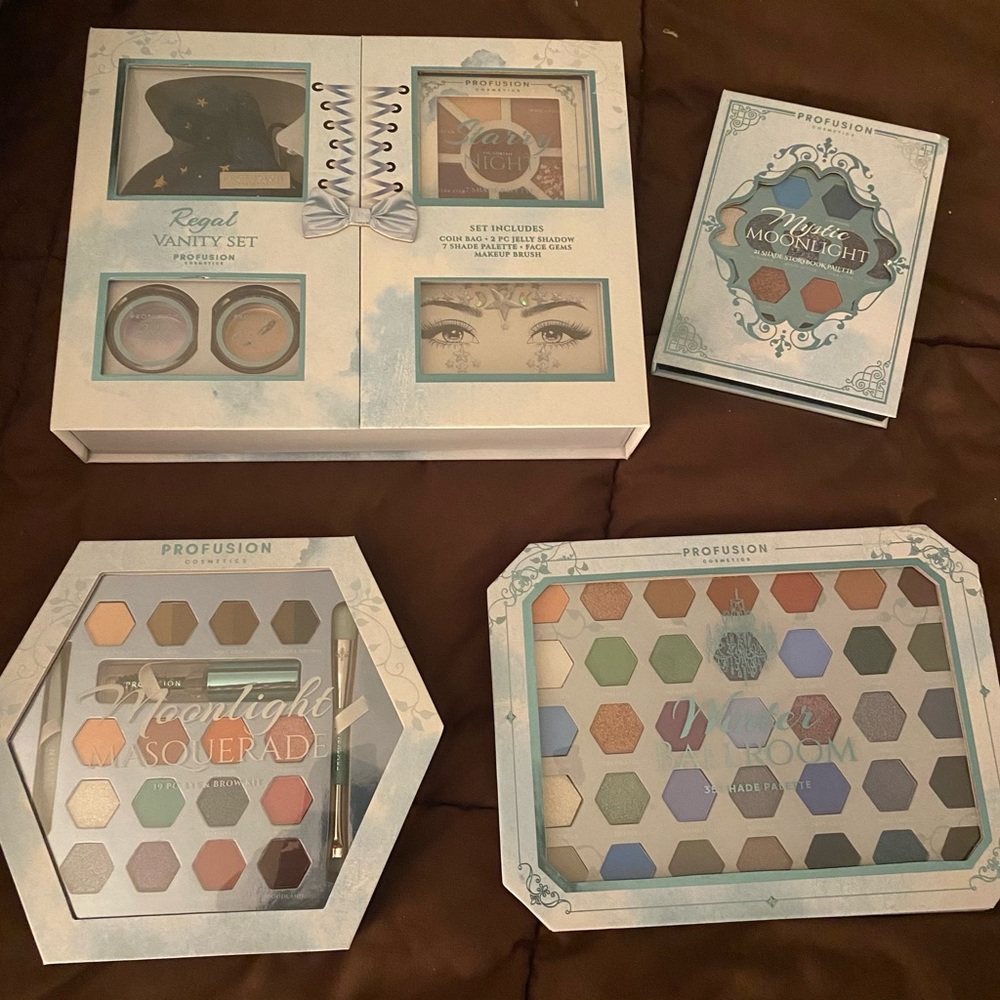 Profusion cosmetic bundle set